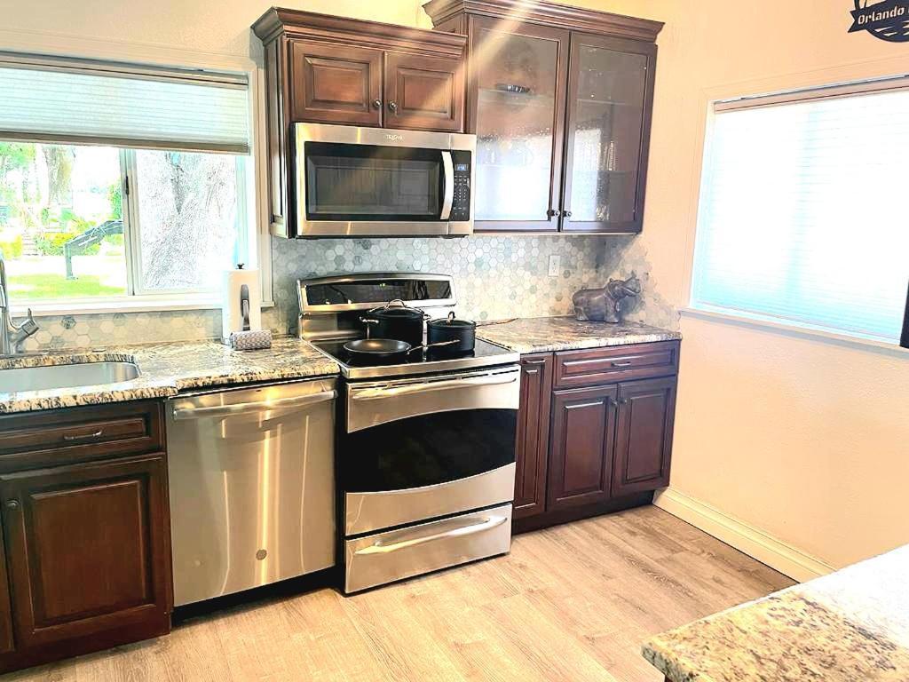 Orlando Lakefront Tiny Homes 6 Plus Month Rentals Rom bilde