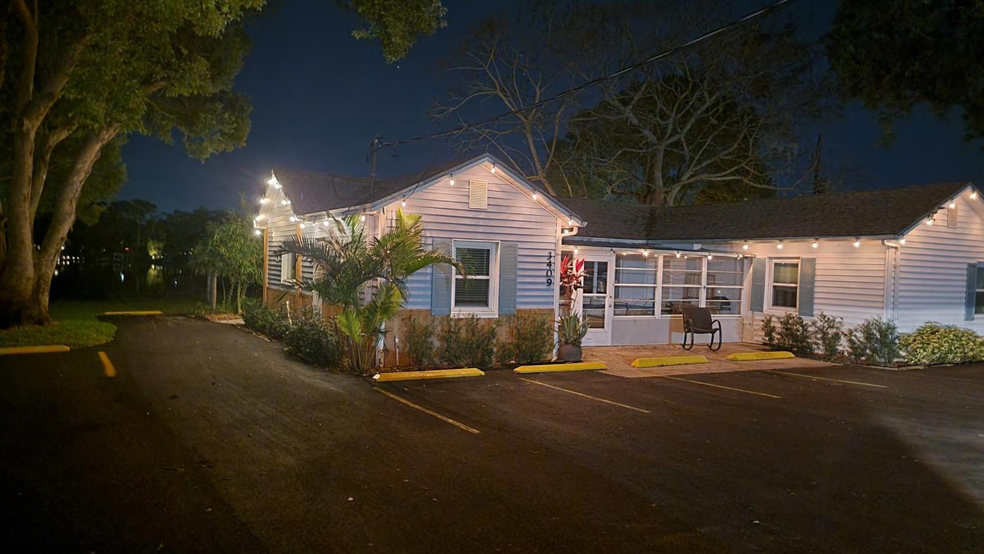 Orlando Lakefront Tiny Homes 6 Plus Month Rentals Rom bilde